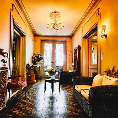 Castel Maison-table D'hotes & Jardin-refuge De Biodiversite Bed & Breakfast