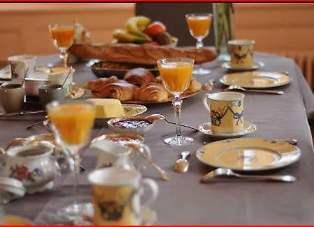 Castel Maison-table D'hotes & Jardin-refuge De Biodiversite Bed & Breakfast Rillieux-la-Pape