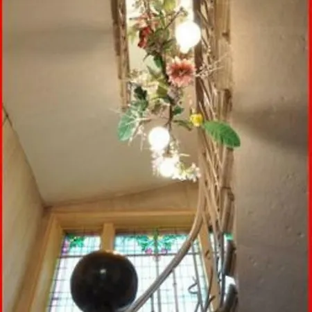 Castel Maison-table D'hotes & Jardin-refuge De Biodiversite